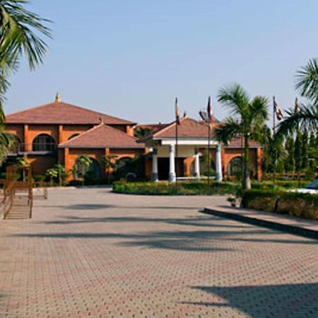 Hotel Lumbini Garden New Crystal Extérieur photo